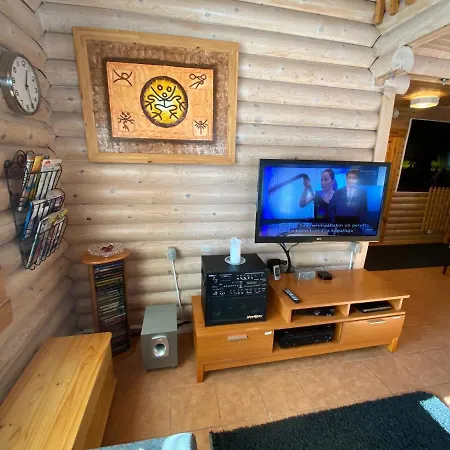 Chalet Luoston Vaeaertin Kammi *