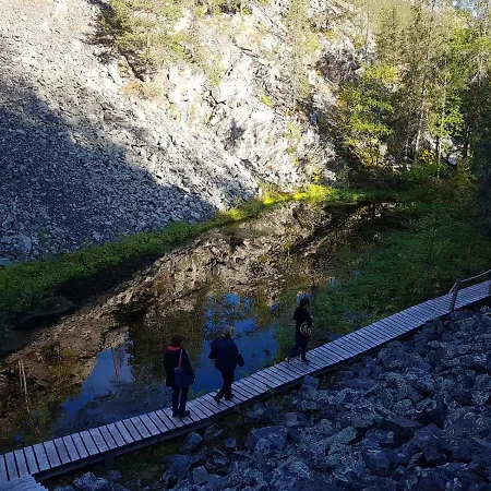 Alpehytte Luoston Vaeaertin Kammi *