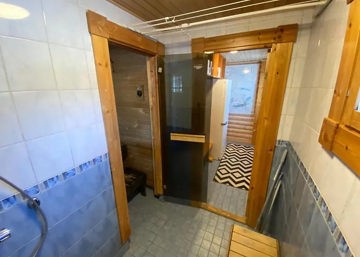 Luoston Vaeaertin Kammi Chalet Luosto